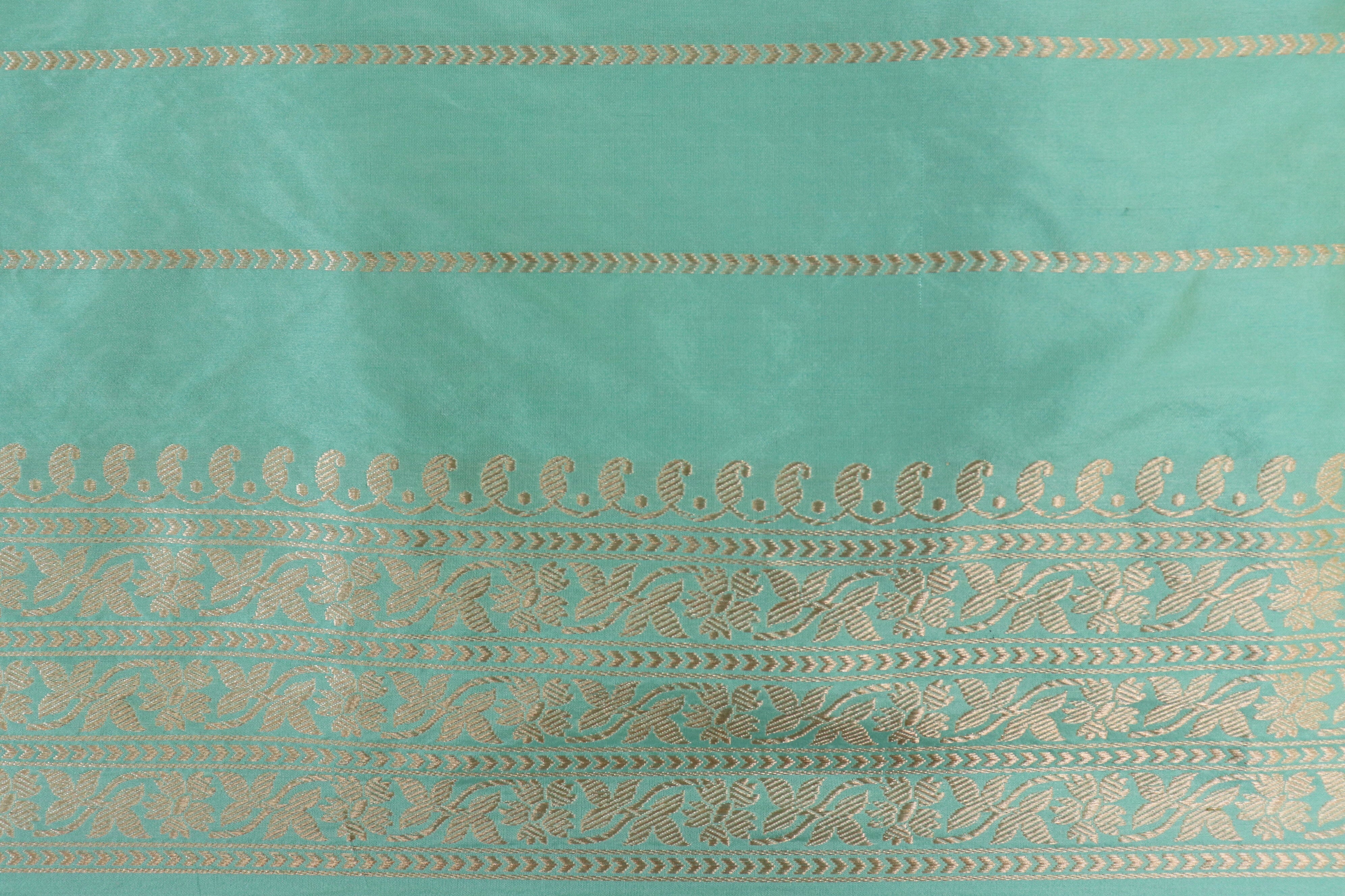 Seafoam Pure Silk Kadhua Jangla Handwoven Saree