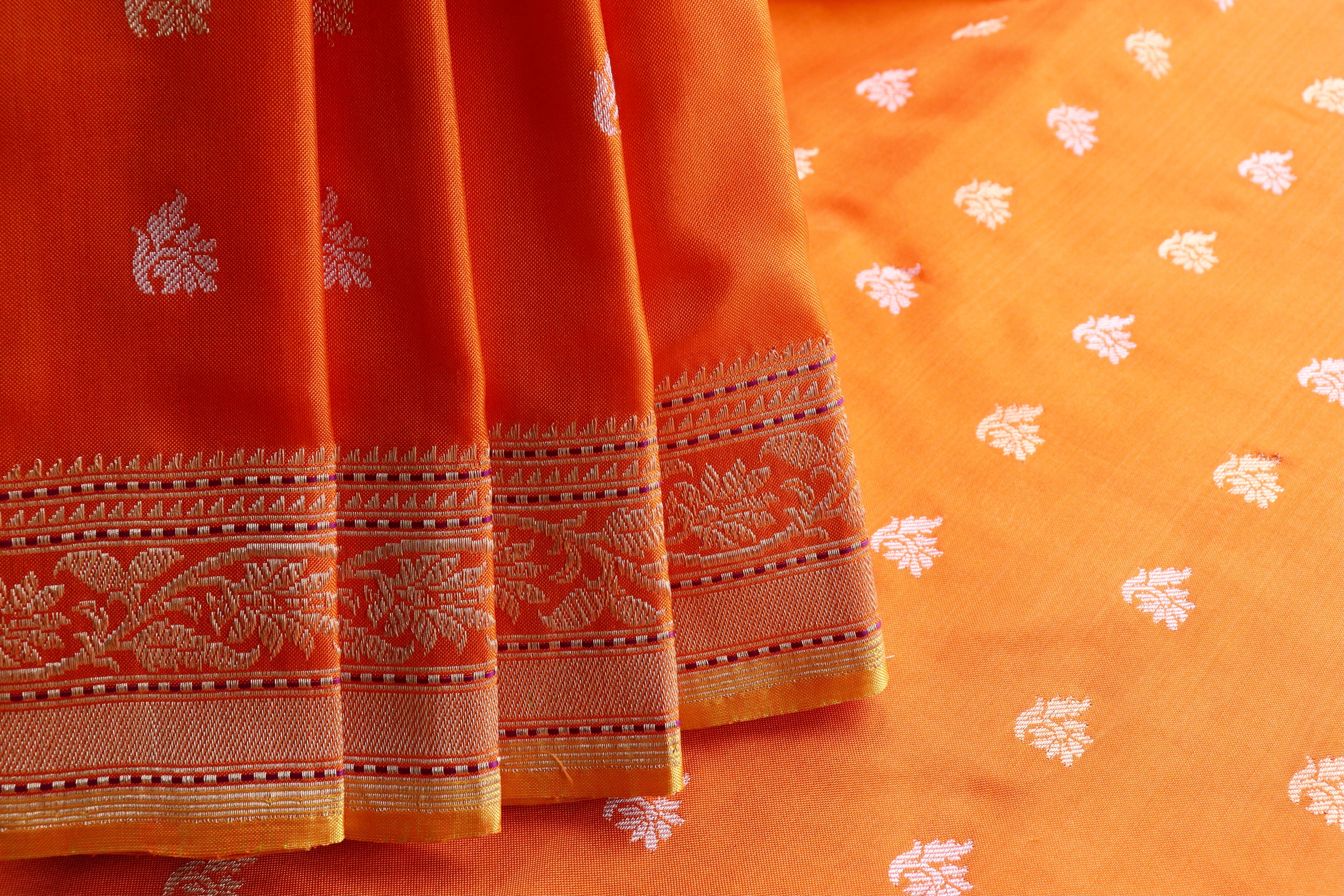 Orange Kadhua Motif Pure Silk Handloom Banarasi Saree