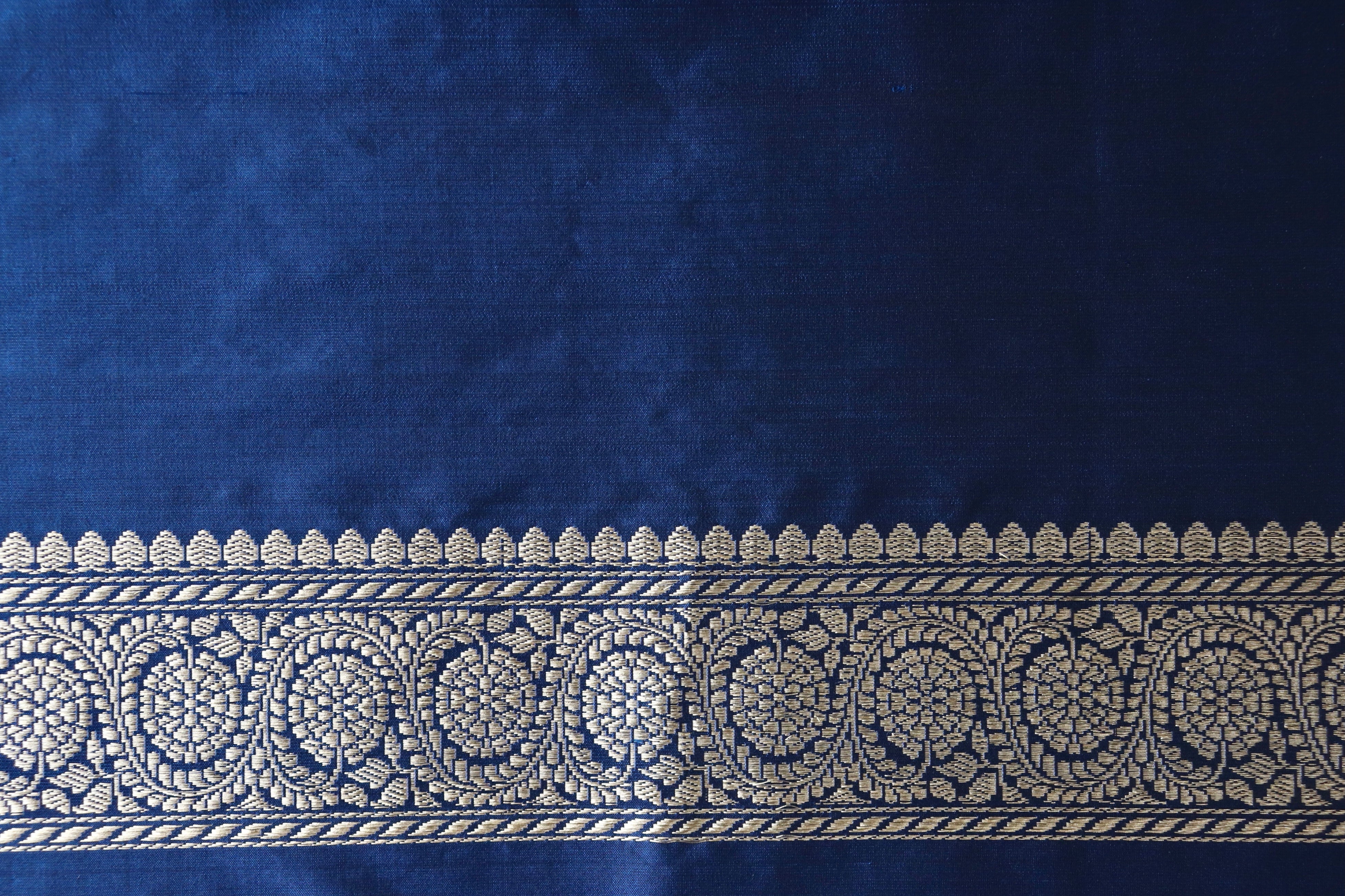 Navy Blue Kadhua Motif Pure Silk Handloom Banarasi Saree