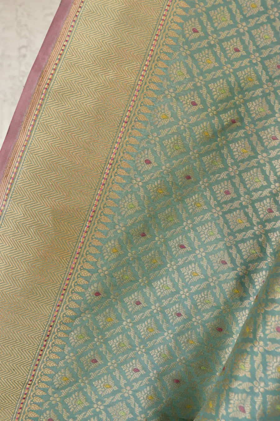 Sea Green Meenadar Tanchoi Pure Silk Handloom Banarasi Saree