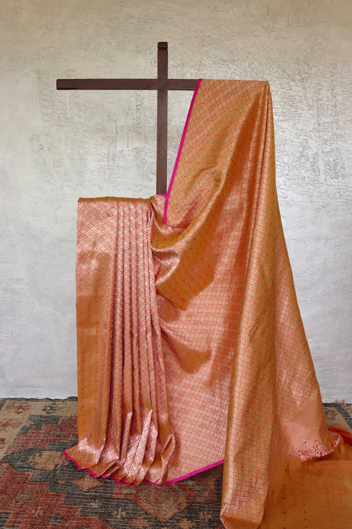 Dark Peach Meenadar Tanchoi Pure Silk Handloom Banarasi Saree