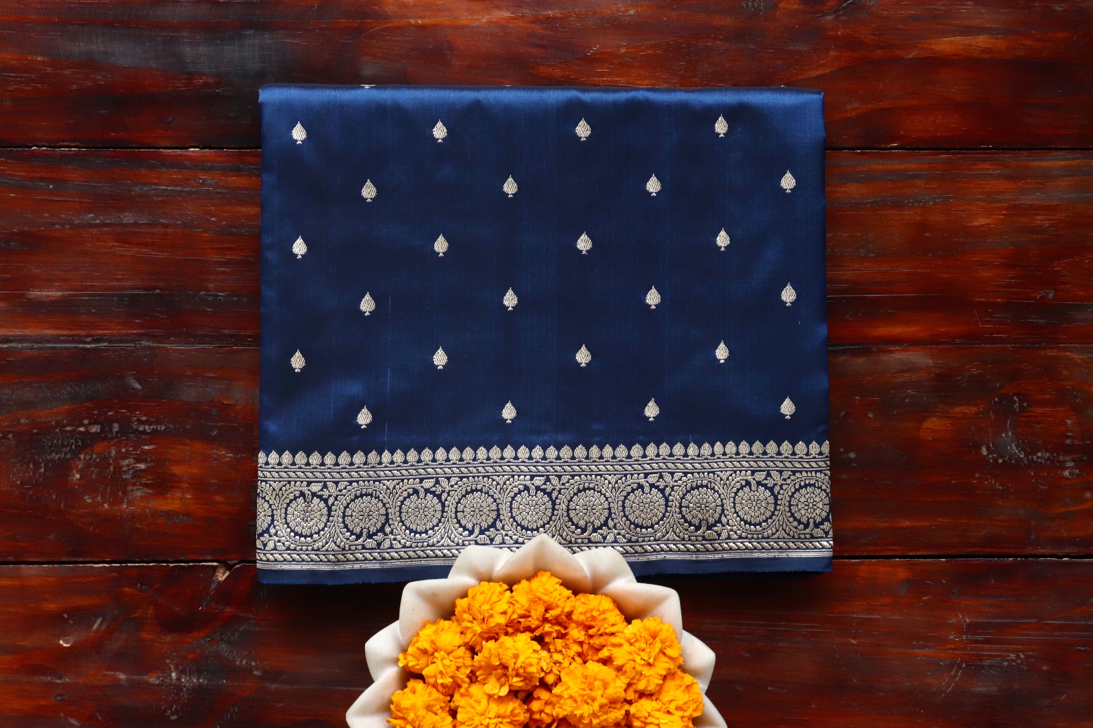 Navy Blue Kadhua Motif Pure Silk Handloom Banarasi Saree