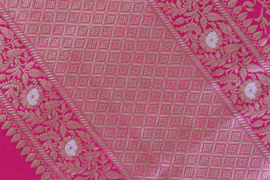 Colour close-up of Rich Pink Blue Kadhua Phool Jangla saree