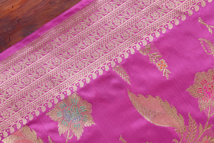 Pleat detail of Purple Meenadar Jangla Banarasi saree