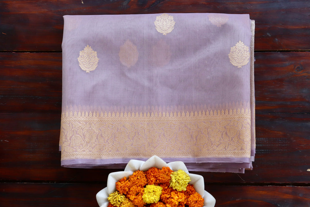 Pale Mauve Parizaat Motif pure Kora silk handloom Banarasi saree draped for the camera