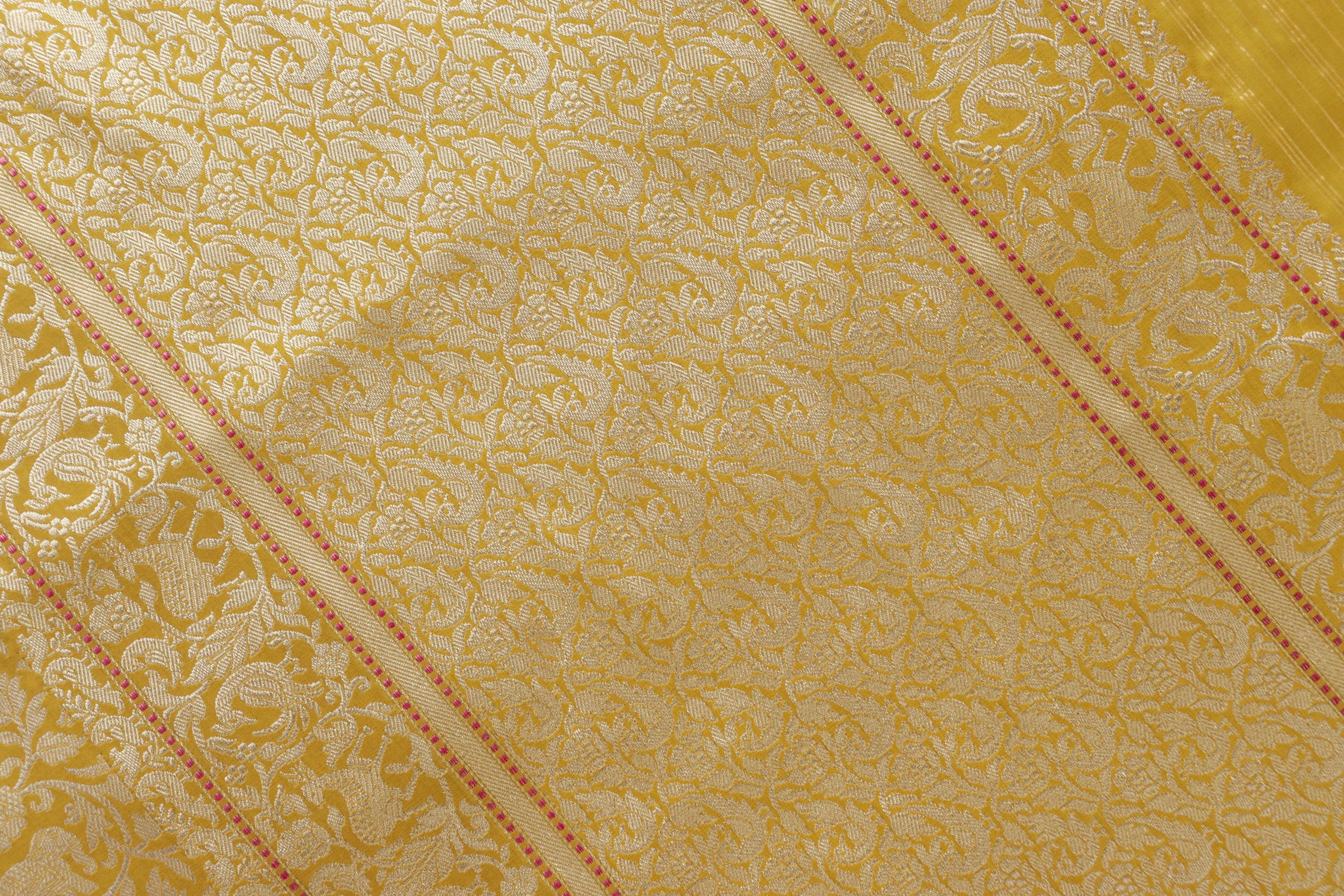 Yellow Shikargah Pure Silk Handloom Banarasi Saree