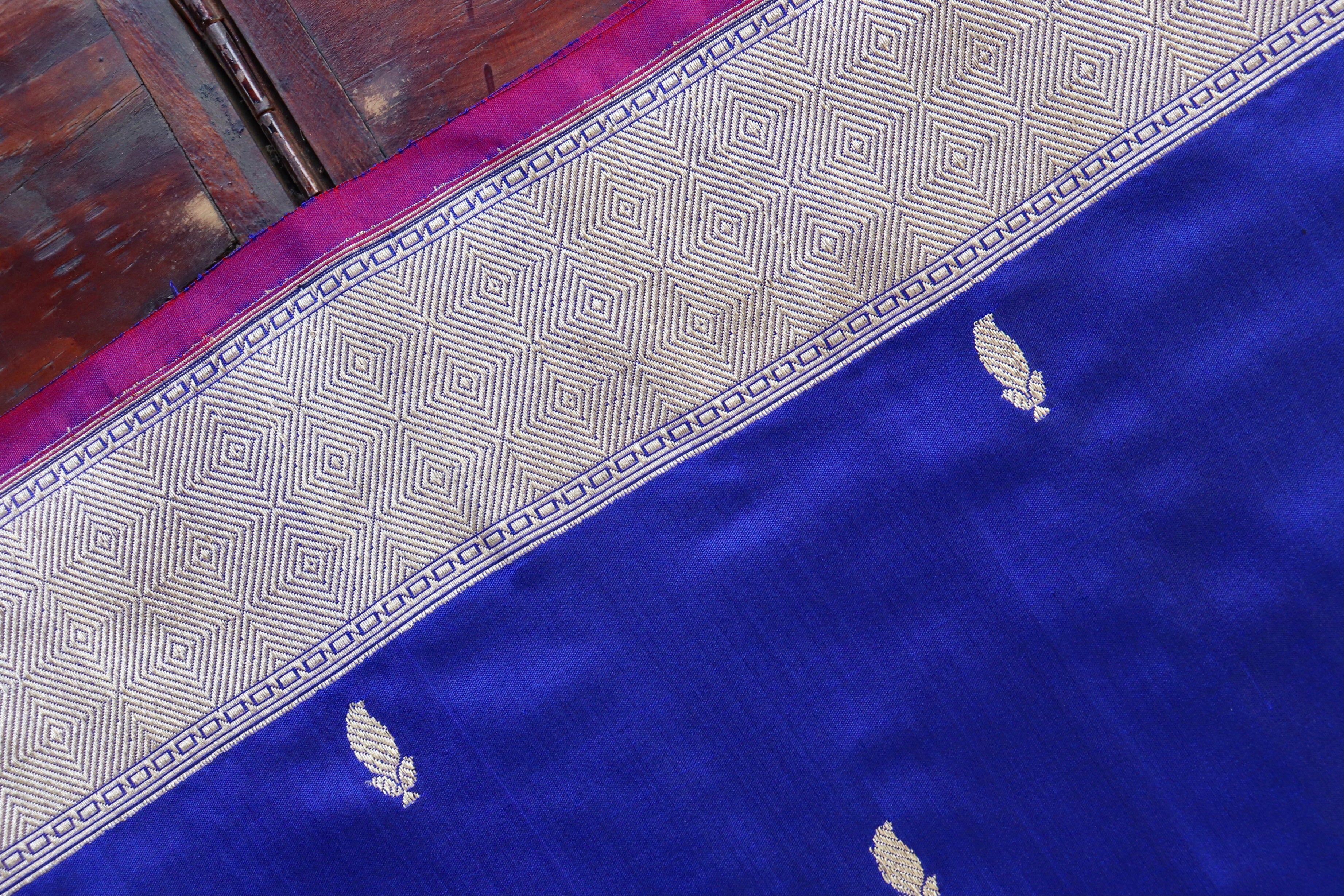 Royal Blue Kairy Kuniya Pure Silk Handloom Banarasi Saree