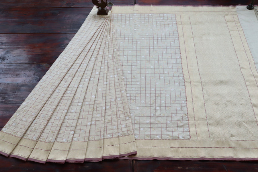 Border close-up on Ivory Check Banarasi saree