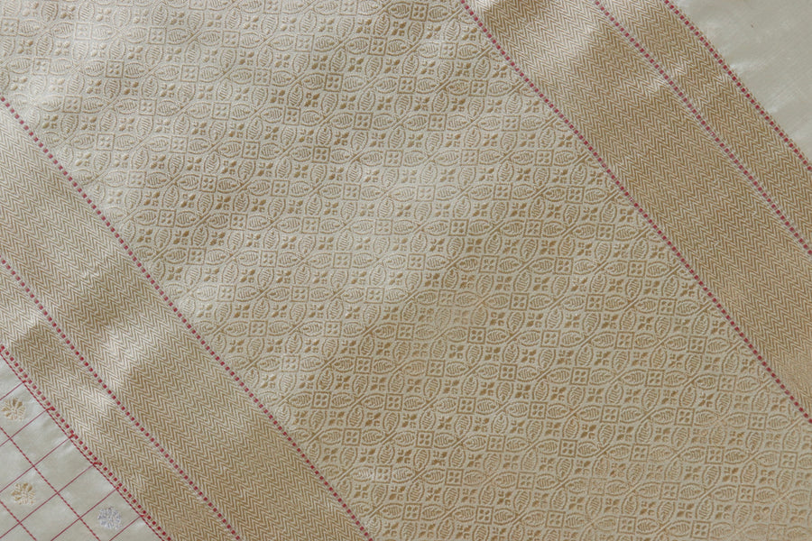 Blouse piece for Ivory Check Banarasi saree
