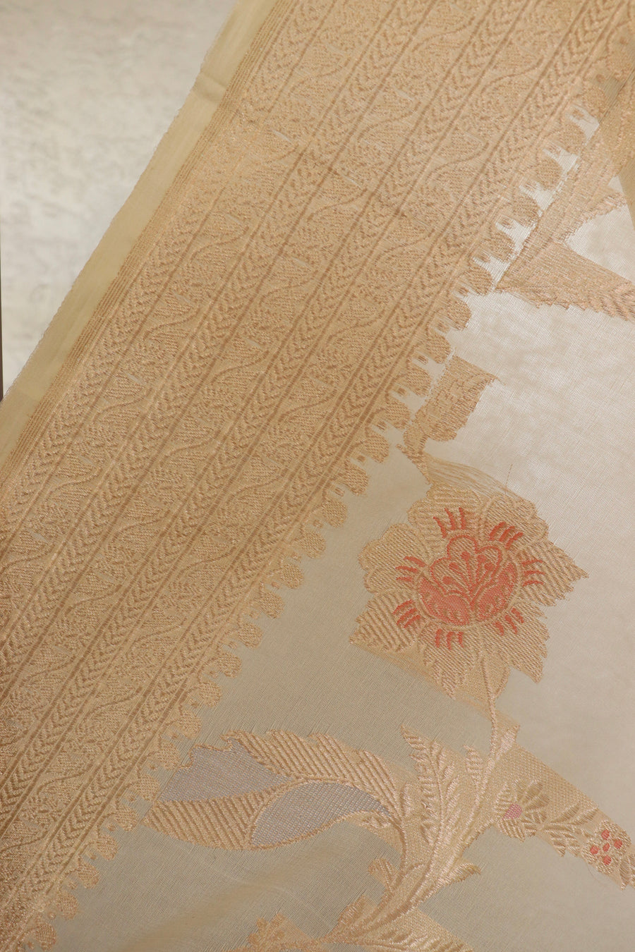 Ivory Kadhua Kora Jangla Handwoven Saree