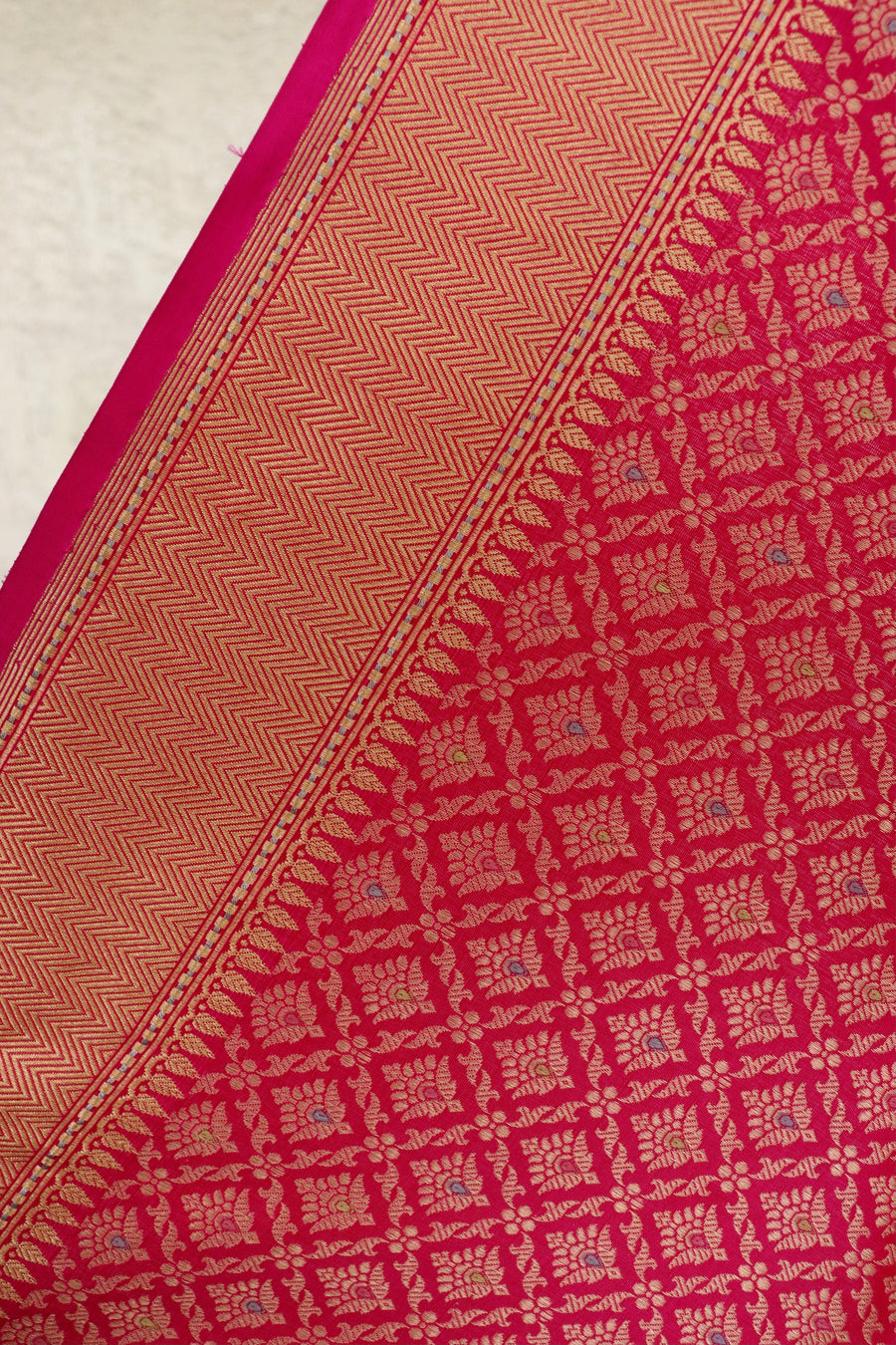 Pink Meenadar Tanchoi Pure Silk Handloom Banarasi Saree