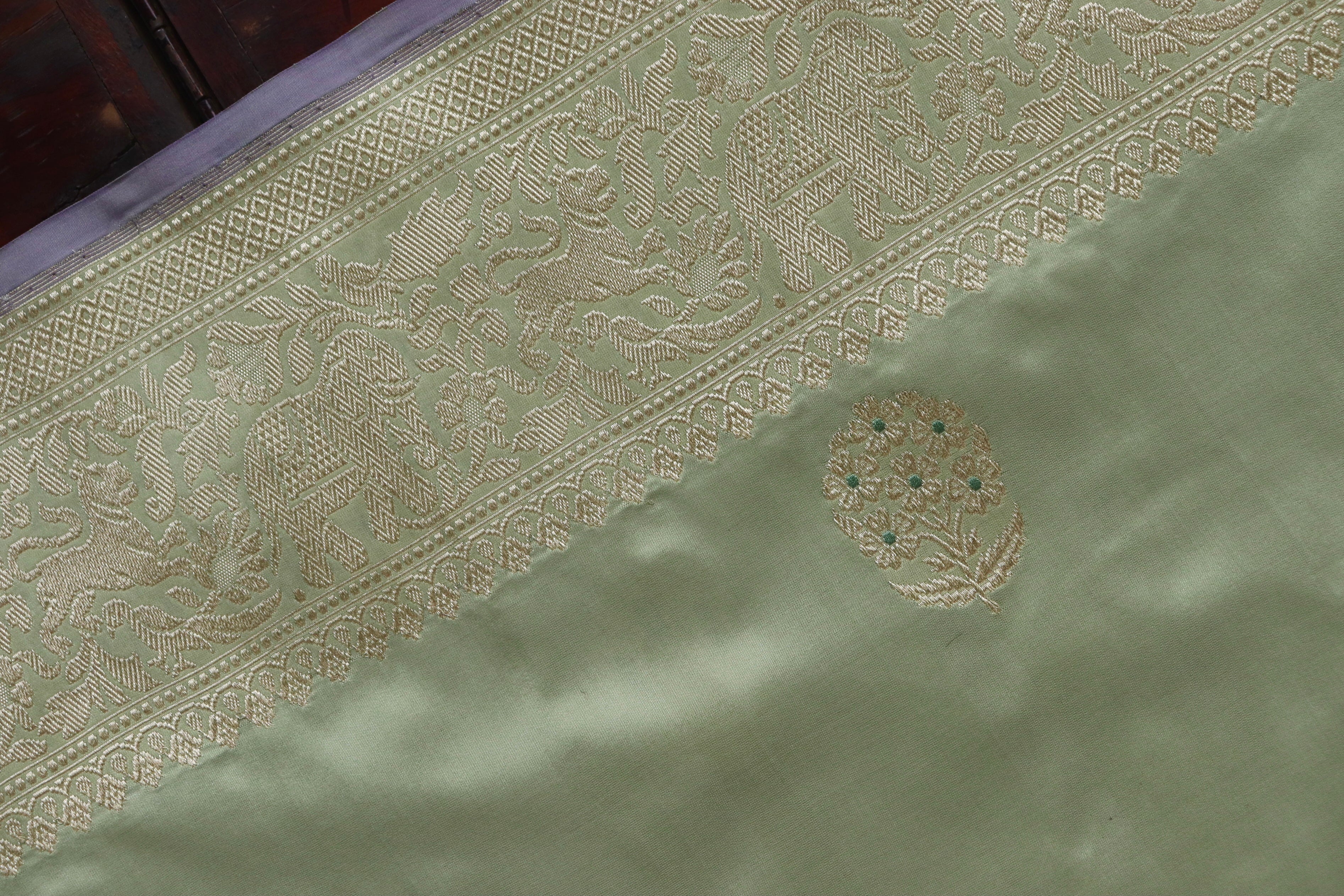 Mint Green Shikargha Border Pure Silk Handloom Banarasi Saree