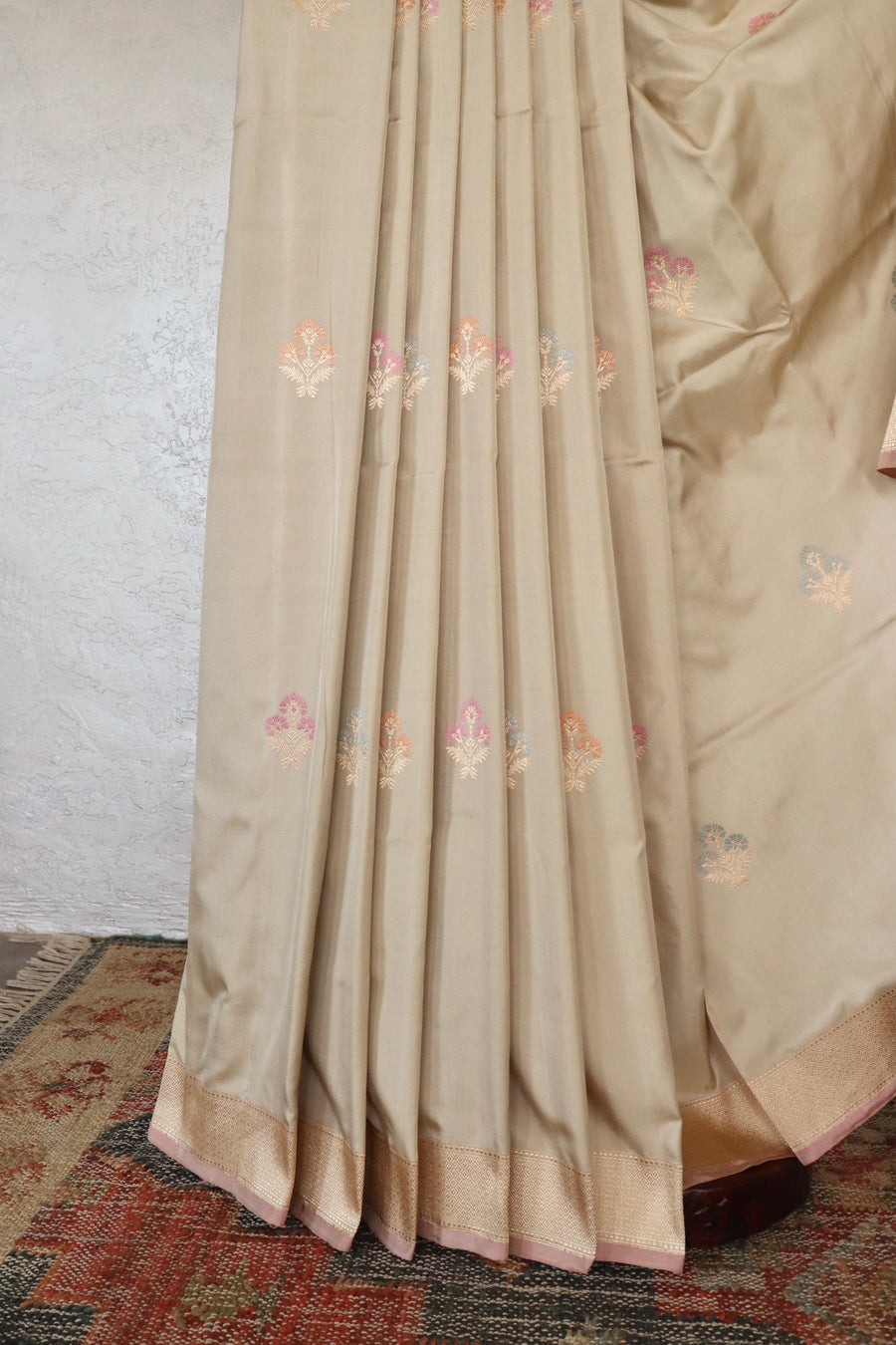 Gold Tissue Meenadar Kadhua Banarasi Handwoven Silk Sarees