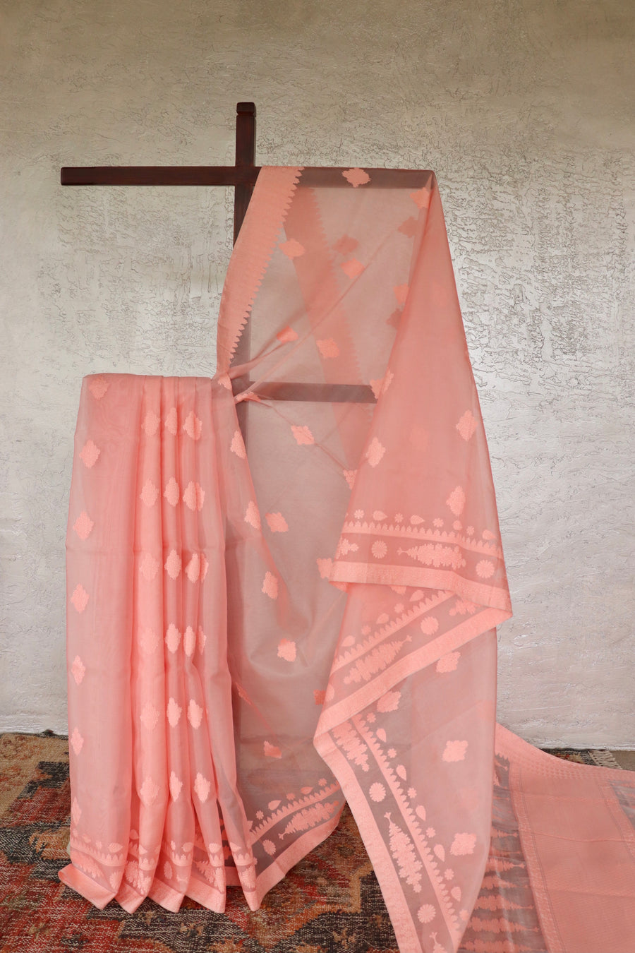 Peachy Pink handloom Banarsi saree with kadhua motifs in pure Kora silk