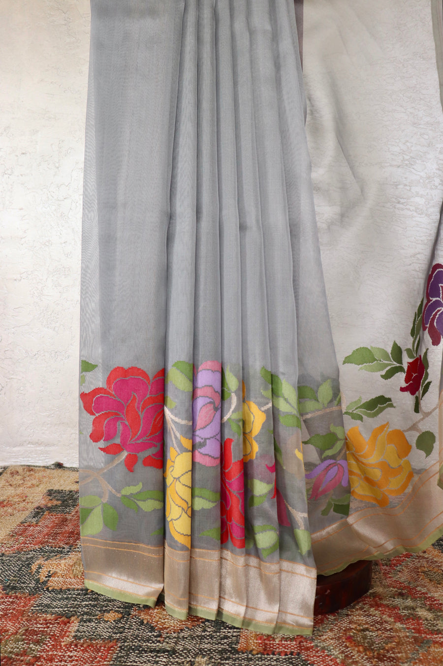 Grey With Multi Colour Flowers Pure Kora Silk Handloom Banarasi Saree