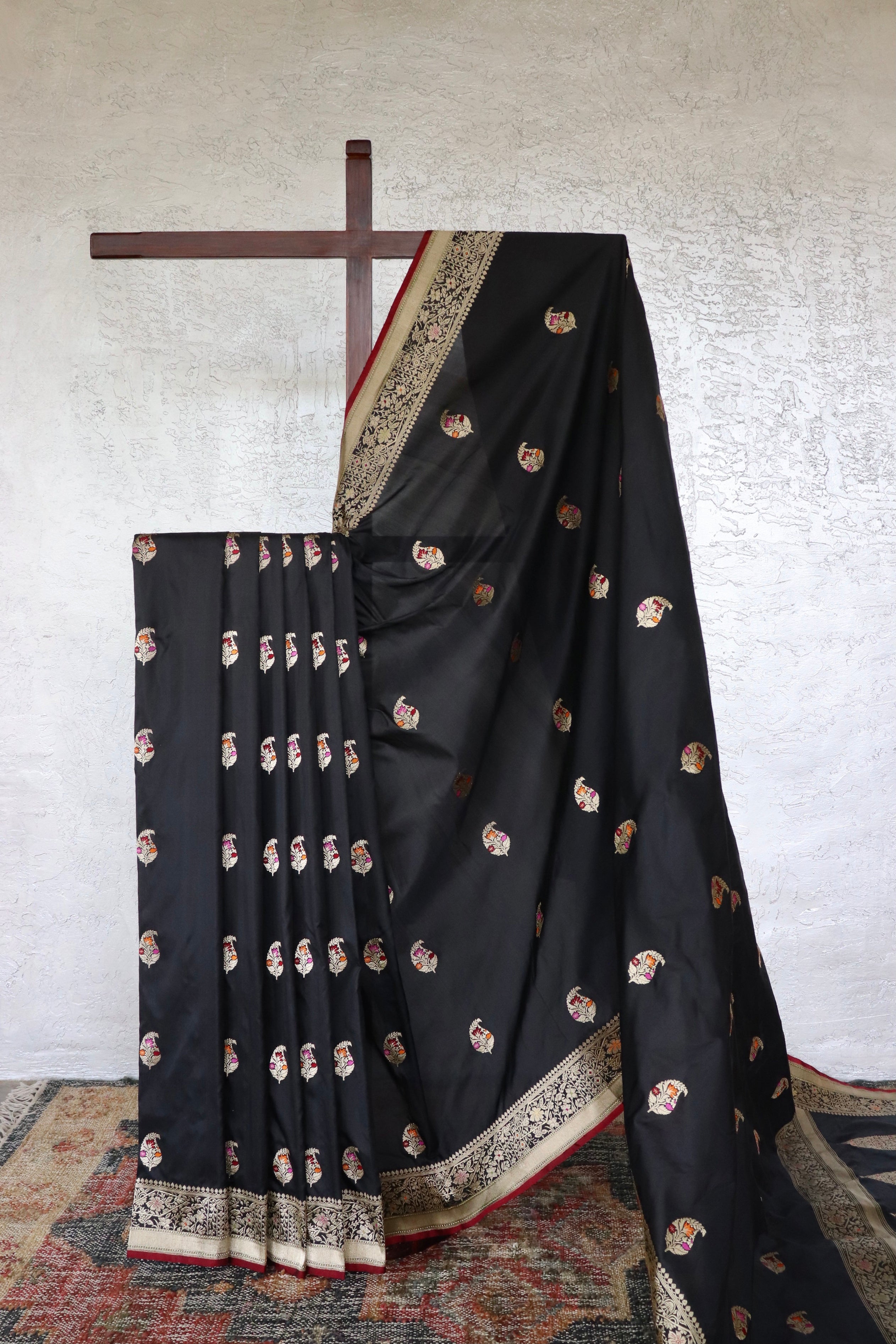 Black Kairy Pure Silk Handloom Banarasi Saree