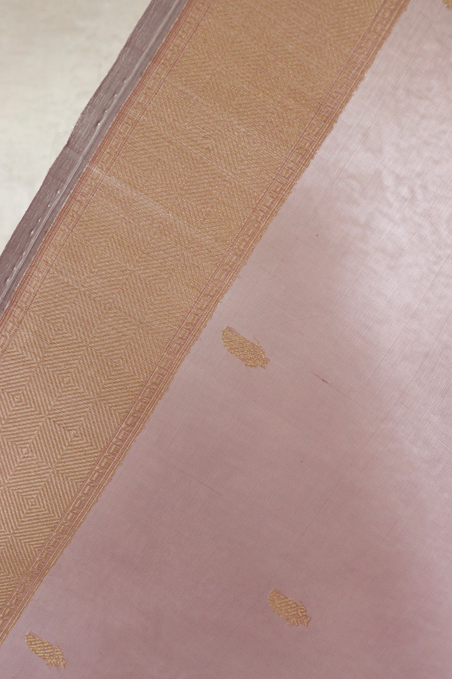 Dusty Rose Kairy Kuniya Pure Kora Silk Handloom Banarasi Saree