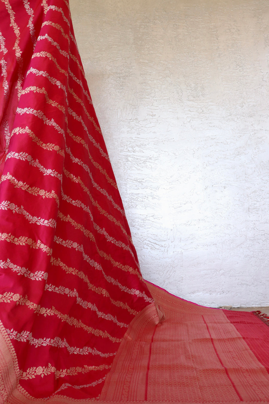 Rani Pink Aada Jangla Pure Katan Silk Banarasi Saree