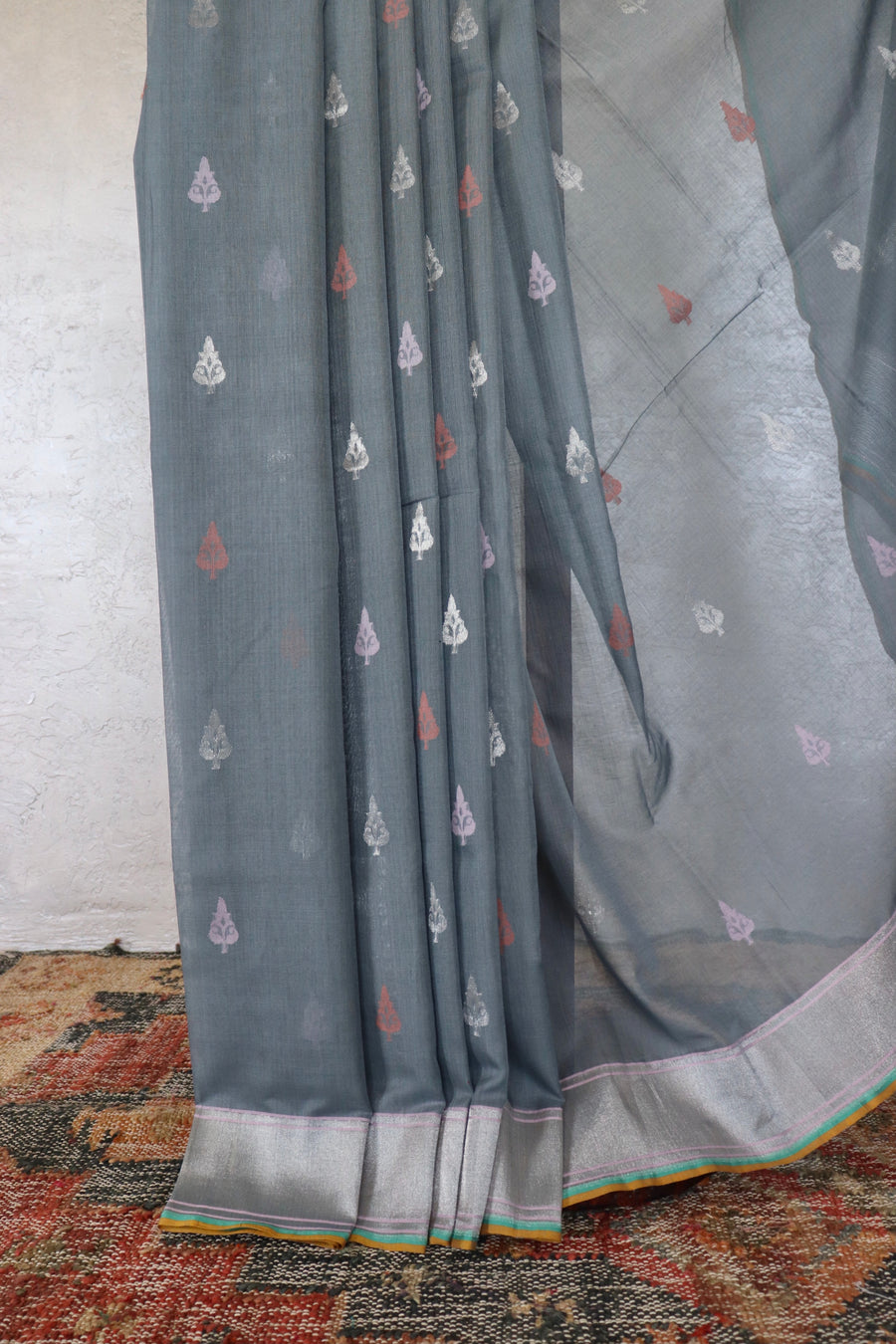 Grey Cotton Kadhua Motif Banarasi Handloom Saree