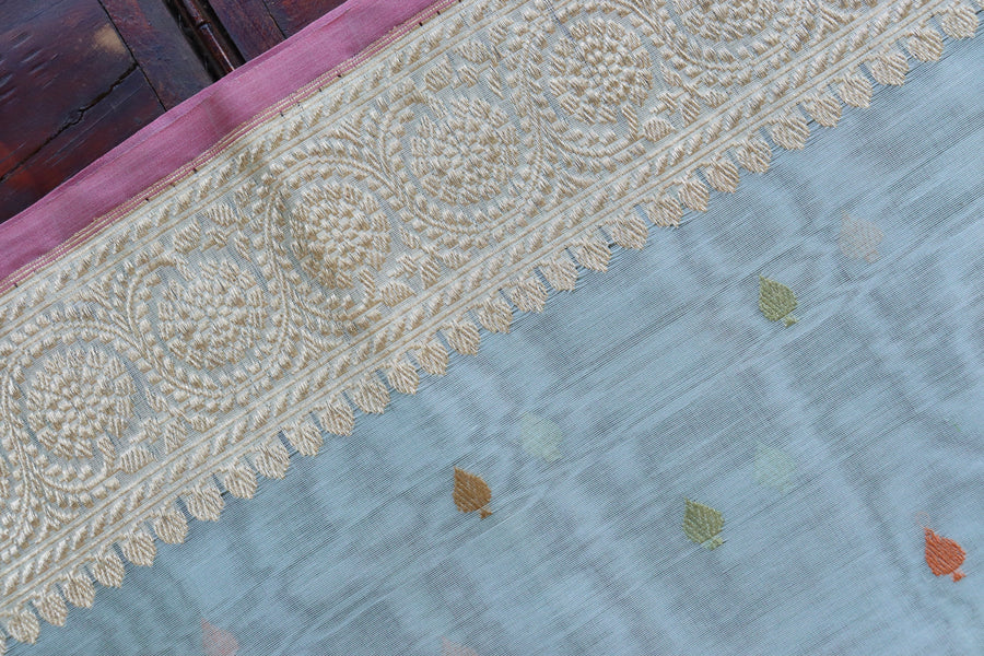 Aanchal motif on Light Green Kadhua Kora Banarasi saree