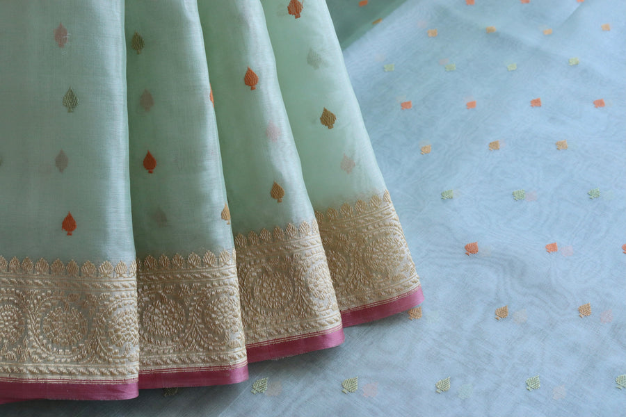 Pallu detail of Light Green Kadhua Kora Banarasi saree
