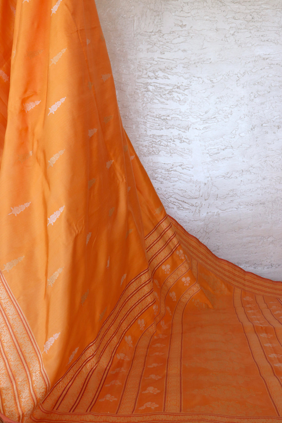 Coral Orange Kadhua Motif Pure Silk Handloom Banarasi Saree