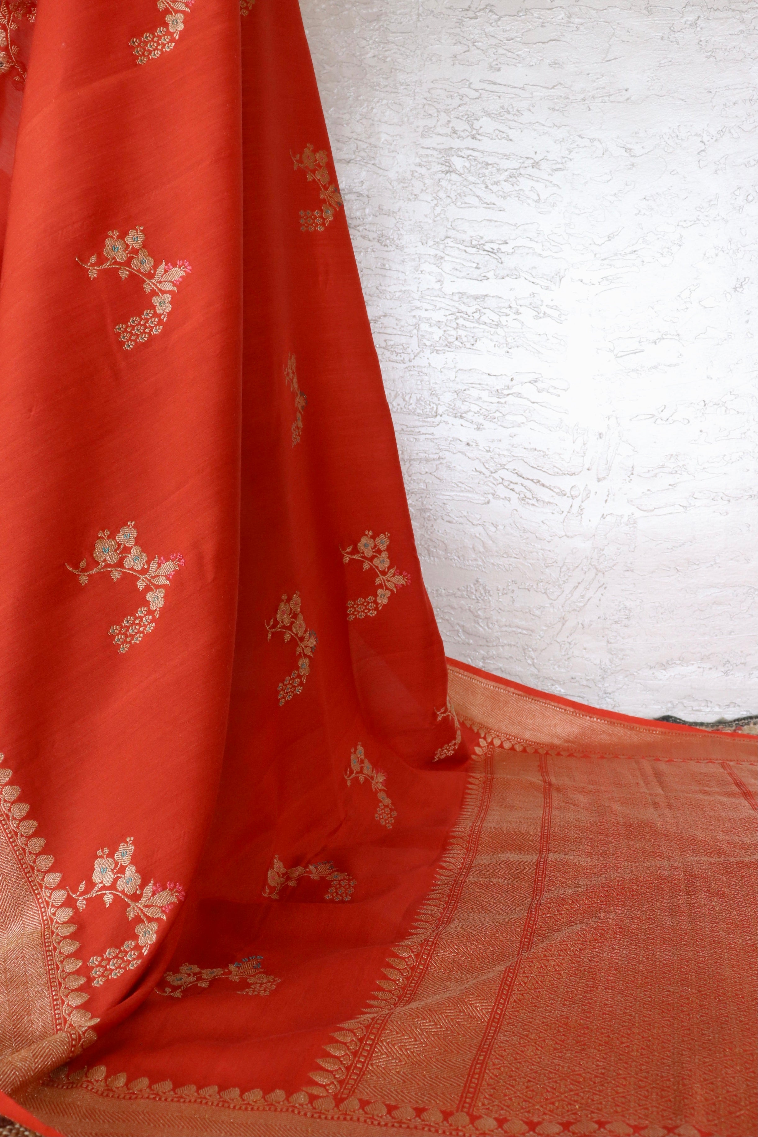 Rust Orange Kadhua Motif Munga Silk Handloom Saree