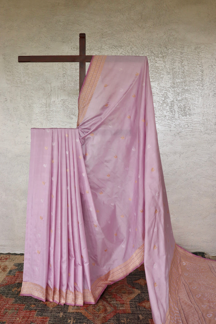 Lilac Peacock Motif Pure Silk Handloom Banarasi Saree