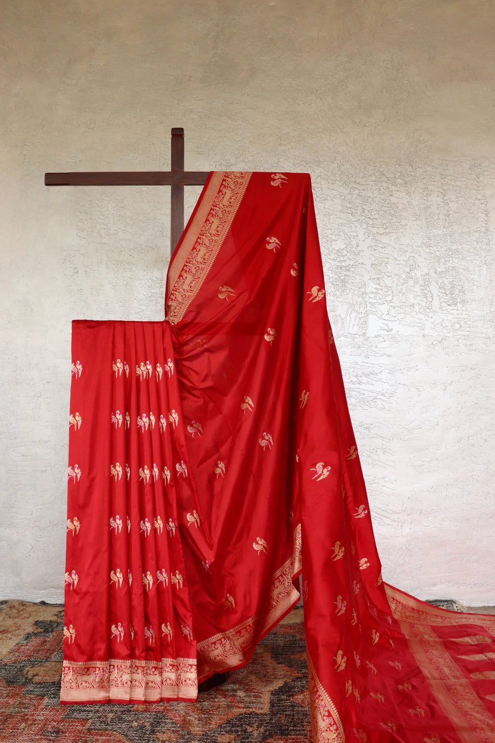 Crimson Bird Motif Kadhua Pure Silk Handloom Banarasi Saree