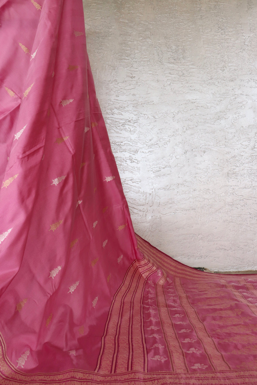 Pink Kadhua Motif Pure Silk Handloom Banarasi Saree