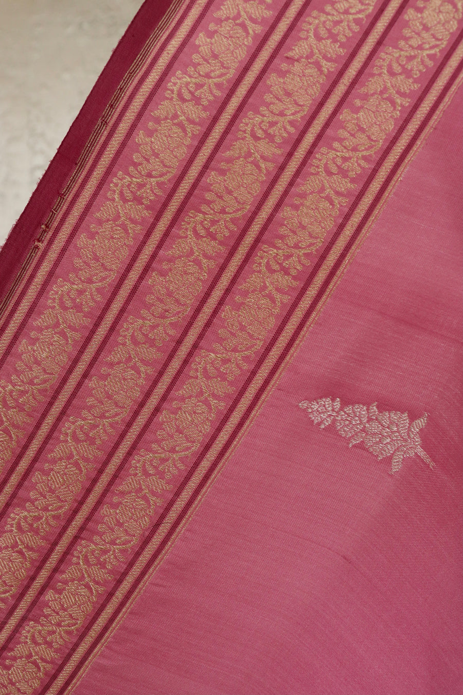 Pink Kadhua Motif Pure Silk Handloom Banarasi Saree