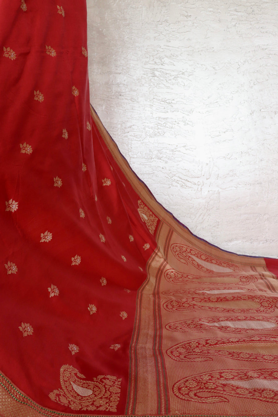 Red Kadhua Motif Pure Silk Handloom Banarasi Saree