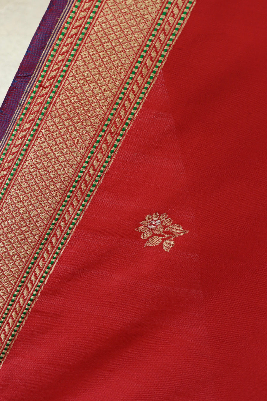 Red Kadhua Motif Pure Silk Handloom Banarasi Saree