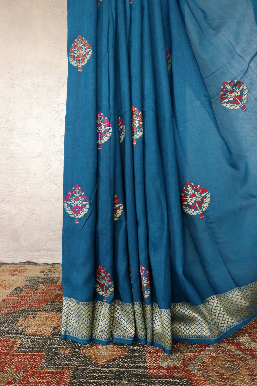 Blue Kadhua Motif Munga Silk Handloom Saree
