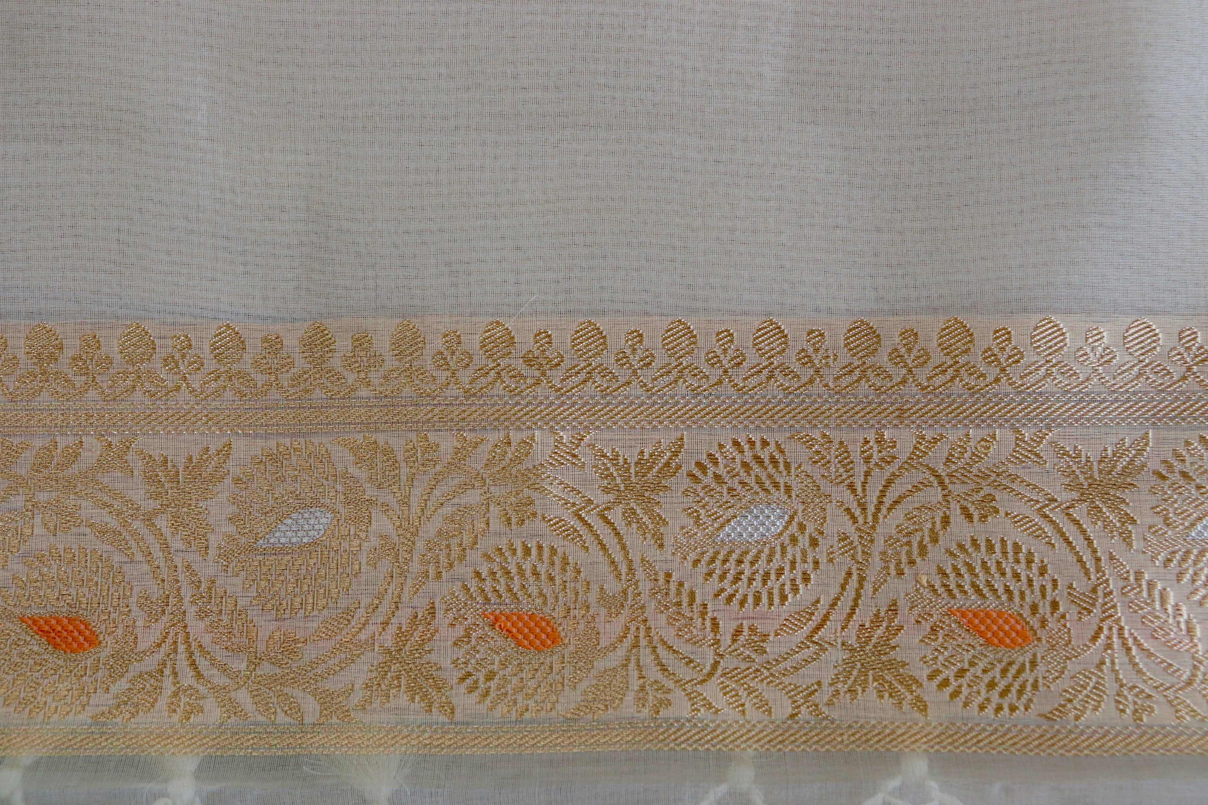 White Guldasta Motif Pure Kora Silk Handloom Saree