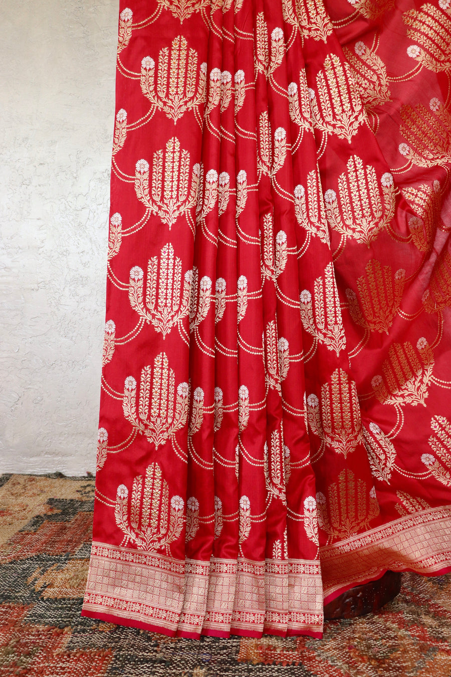 Red Meenadar Pure Silk Handloom Banarasi Jangla Saree