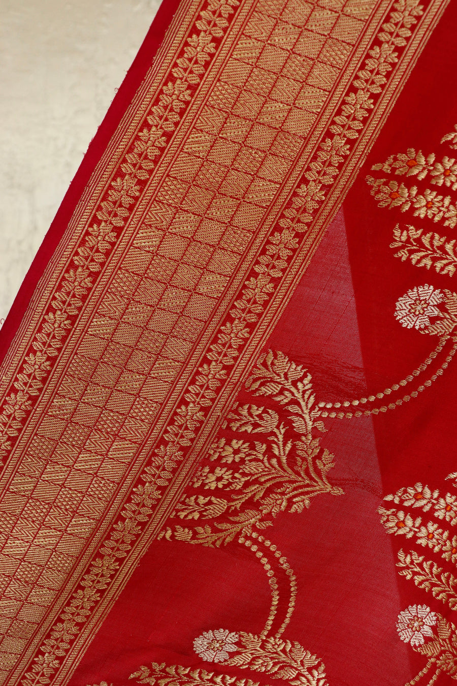 Red Meenadar Pure Silk Handloom Banarasi Jangla Saree