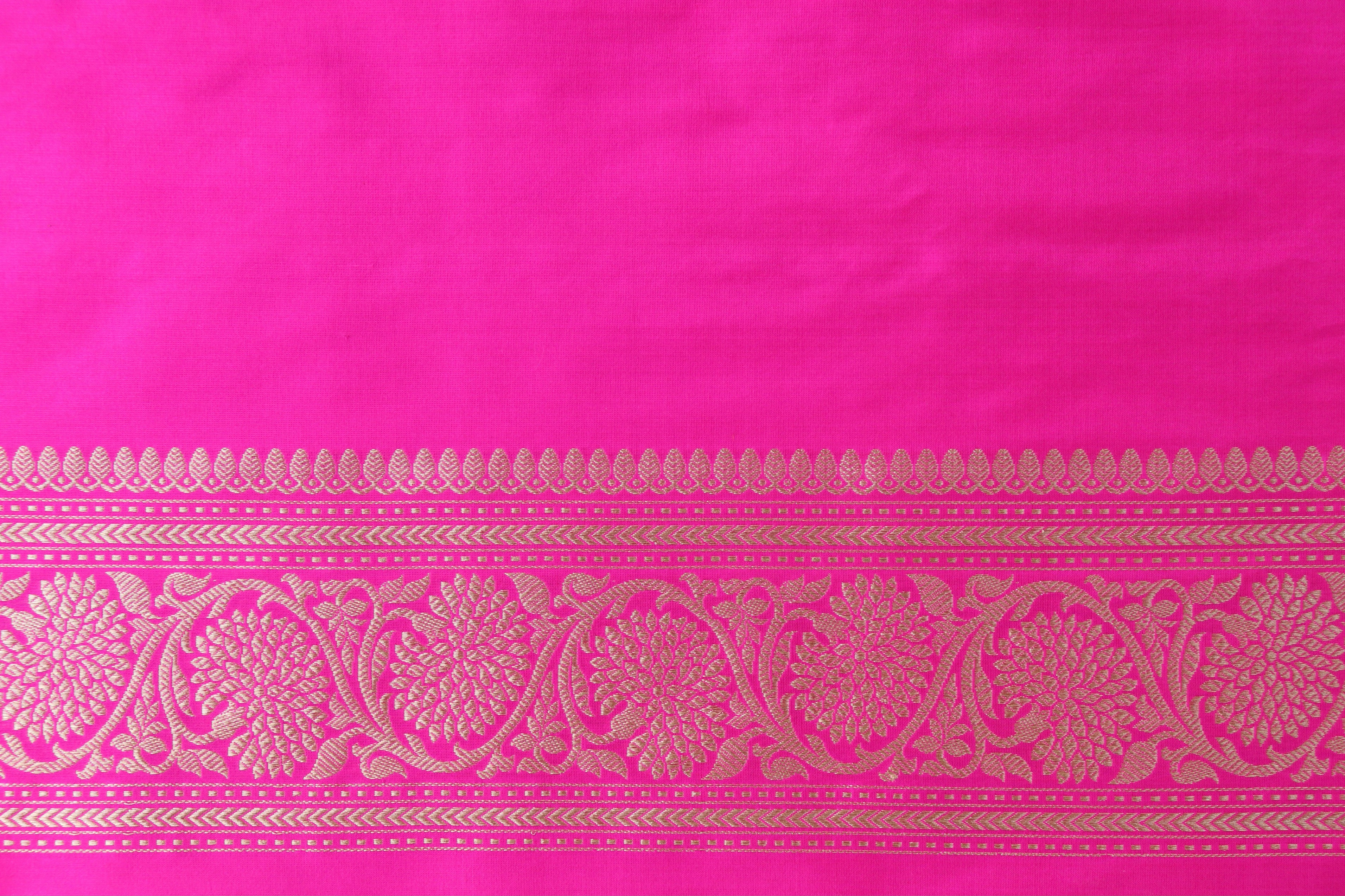 Magenta Jamal Jangla Pure Silk Handloom Banarasi Saree
