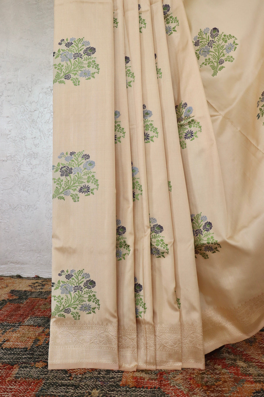 Cream Guldasta Motif Pure Katan Silk Handloom Saree