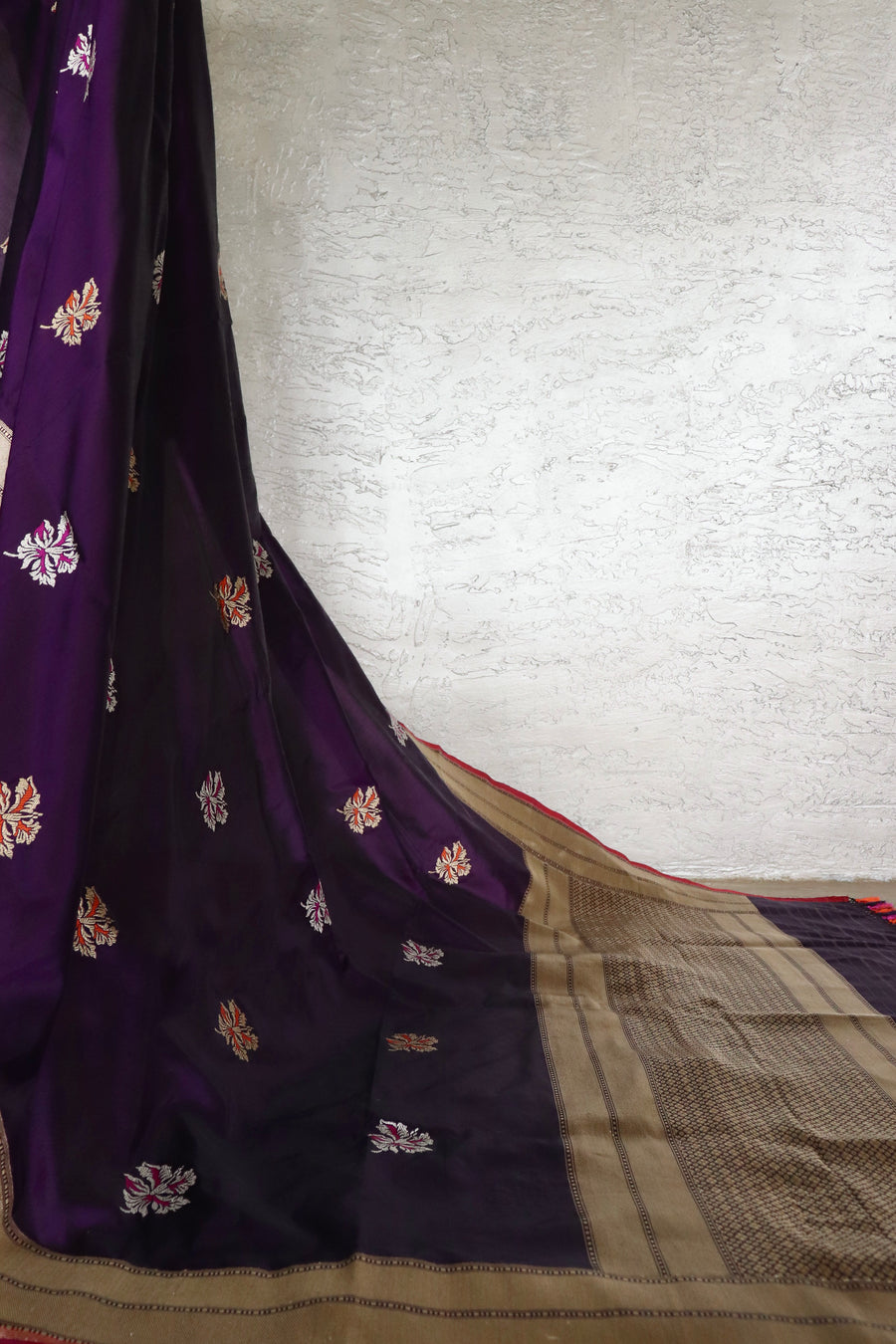 Purple Kadhua Motif Katan Silk Pure Handloom Banarasi Saree