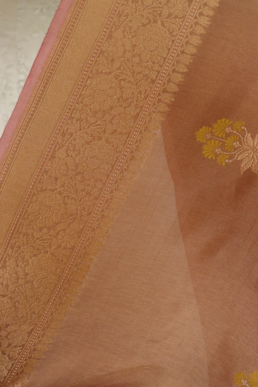 Gold Tissue Meenadar Kadhua Banarasi Handwoven Silk Sarees