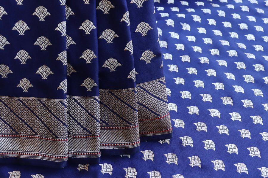 Pallu detail of Neelambari Matsya Buti pure zari silk saree