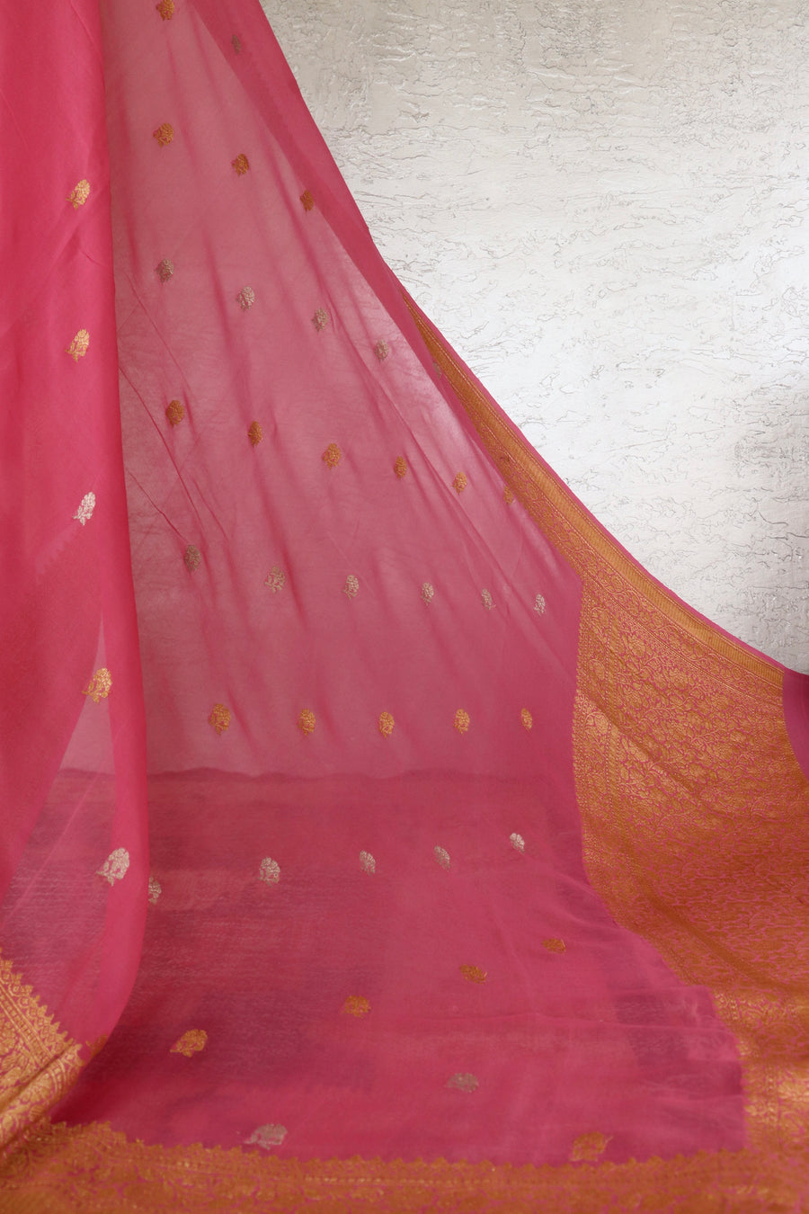 Pink Kadhua Georgette Banarasi Handloom Saree