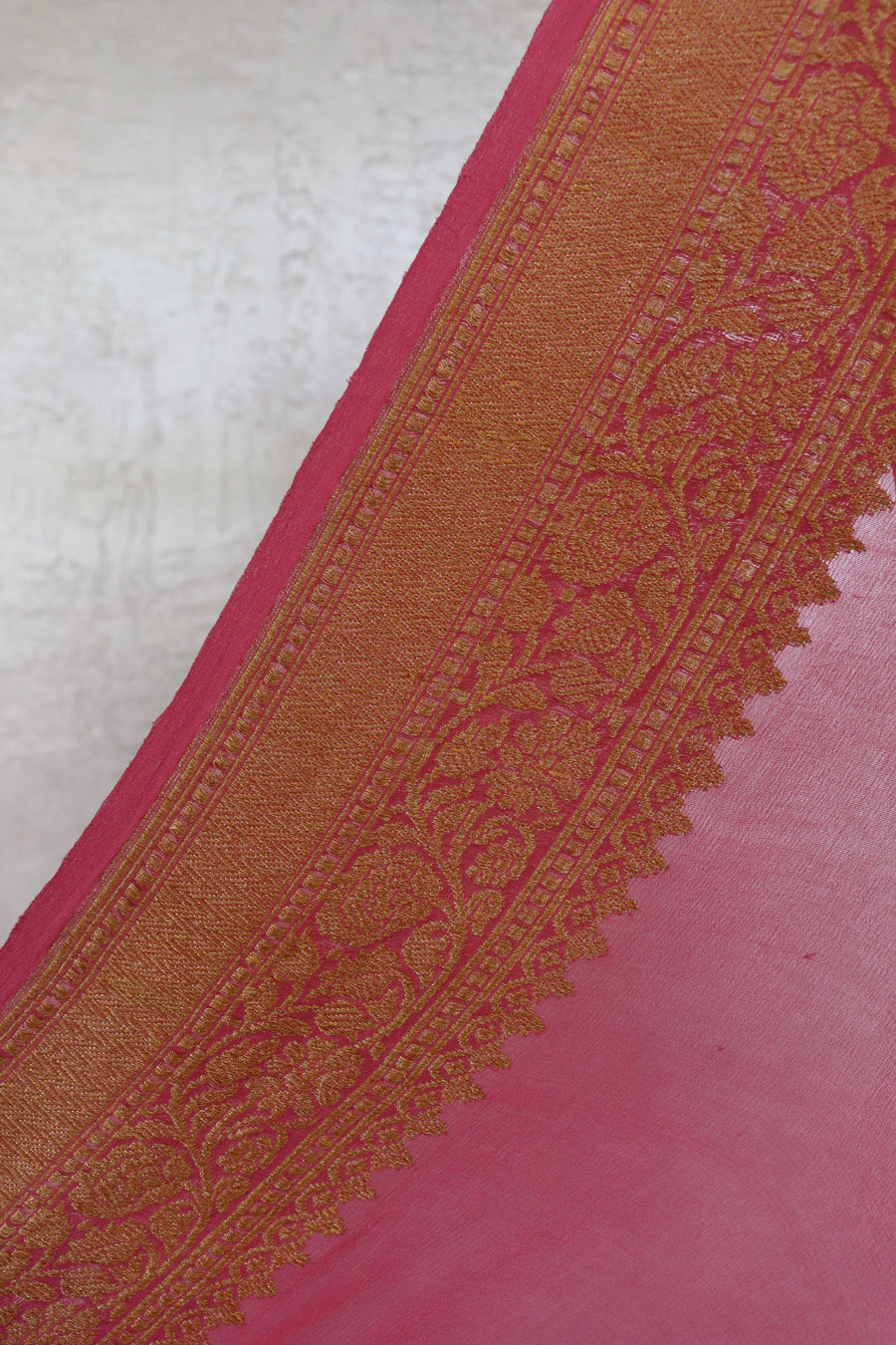 Pink Kadhua Georgette Banarasi Handloom Saree