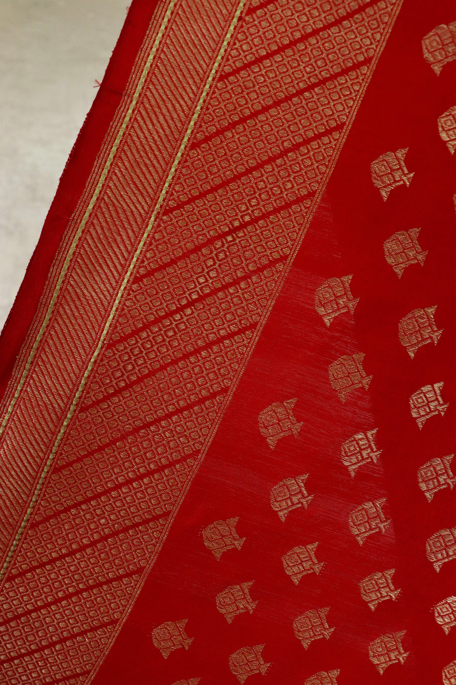 Rakhtambari Matsya Buti Pure Zari Silk Saree