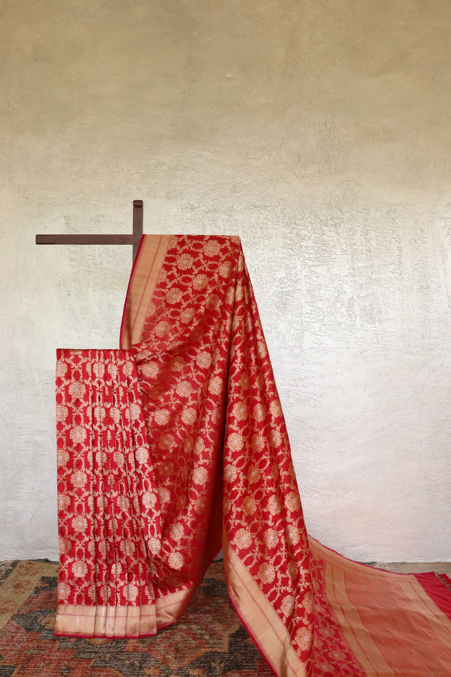 Red Chinar Jangla Pure Silk Handloom Banarasi Saree