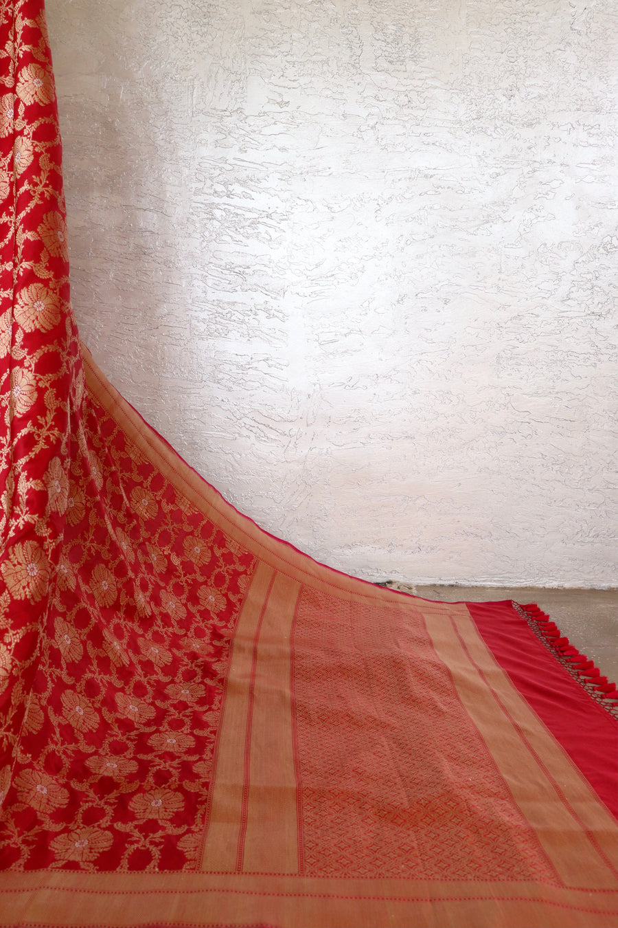 Red Chinar Jangla Pure Silk Handloom Banarasi Saree