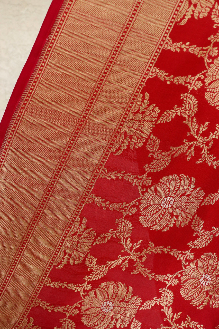 Red Chinar Jangla Pure Silk Handloom Banarasi Saree