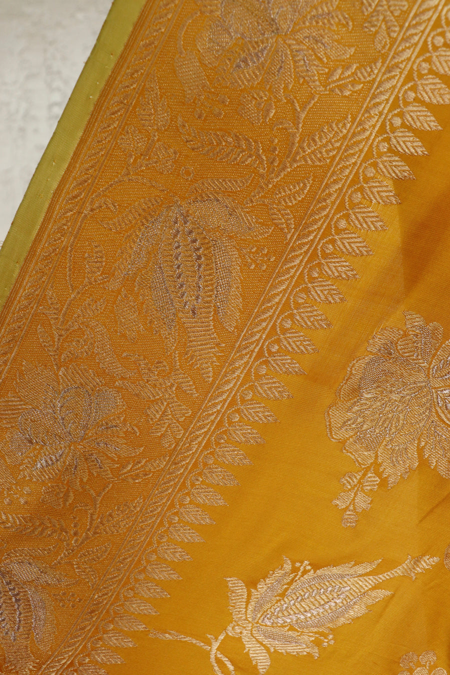Yellow Chinar Jangla Pure Silk Handloom Banarasi Saree