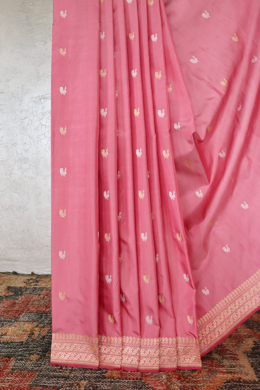 Rose Pink Peacock Motif Pure Silk Handloom Banarasi Saree